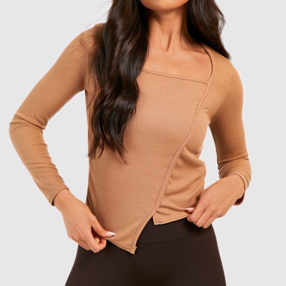 🆕 Soft Knit Rib Top - Picture 4 of 4